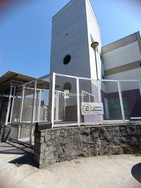 Sala Comercial Gigante na Granja Viana 300m² por R$ 15.000,00