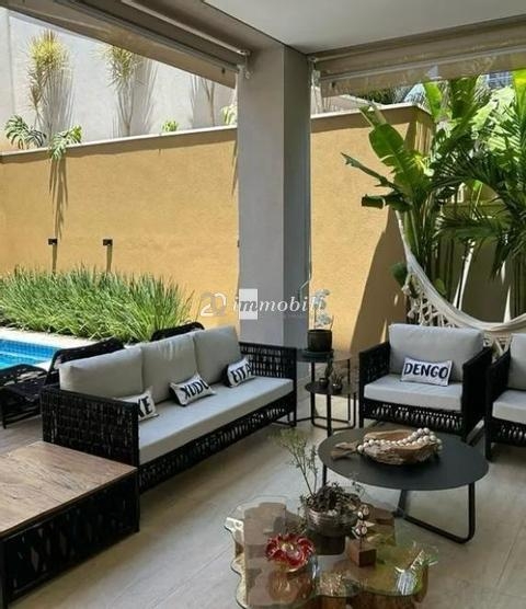 Casa à venda em Santana de Parnaíba, Jardim Parnaíba, com 4 suítes, com 389 m²