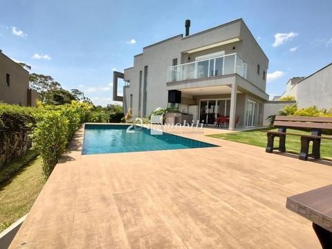 Casa à venda em Cotia, Granja Viana, com 4 suítes, com 307 m², Vintage