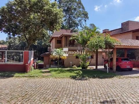 Casa à venda em Carapicuíba, Granja Viana, com 3 suítes, com 320 m², Chácaras do Lago