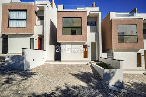 Casa à venda dentro do condomínio Vila Velha, Granja Viana, com 3 suítes, com 180 m², Unique Residencial
