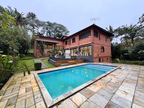 Casa à venda em Cotia, Granja Viana, com 4 suítes, com 570 m², Villa Vianna