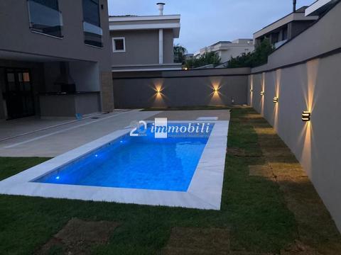 Casa à venda em Santana de Parnaíba, Alphaville, com 4 suítes, com 365 m²