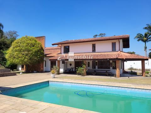 Cond São Paulo II Casa Rústica 4 Suítes c/ Piscina  R$ 4.500.000,00 - Granja Viana e Campo de Futebol por 