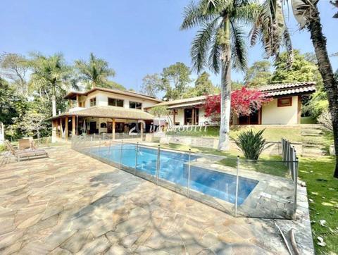 Casa à venda em Carapicuíba, Granja Viana, com 4 suítes, com 540 m², Fazendinha