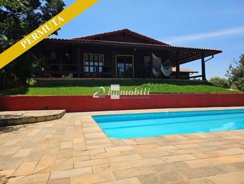 Casa à venda em Carapicuíba, Granja Viana, com 3 suítes, com 517 m², Residencial Euroville