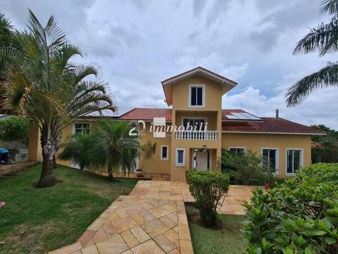 Casa à venda em Carapicuíba, Granja Viana, com 5 suítes, com 1305 m², Fazendinha