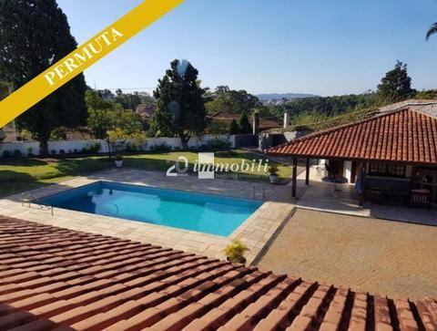Casa à venda e para alugar em Cotia, Granja Viana, com 4 suítes, com 700 m²