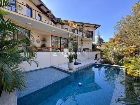 Casa à venda em Carapicuíba, Granja Viana, com 4 suítes, com 506 m², Palos Verdes
