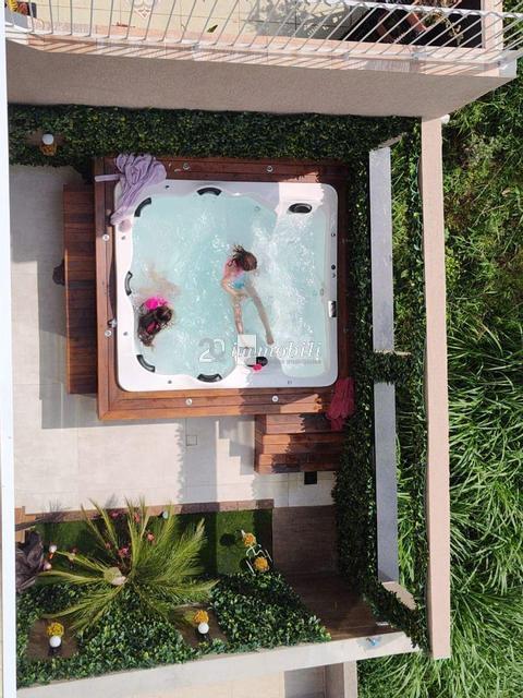 Casa à venda em Cotia, Jardim Rio das Pedras, com 3 suítes, com 285 m², Villa D'este