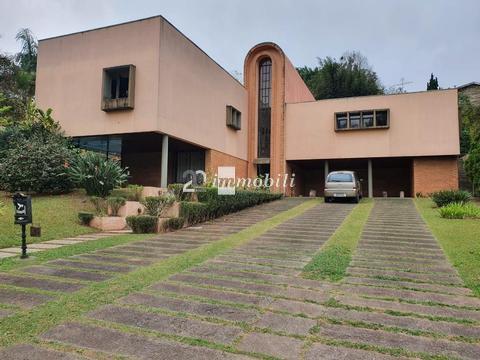 Casa à venda possui 4 quartos, com 585 m², Bosque do Vianna
