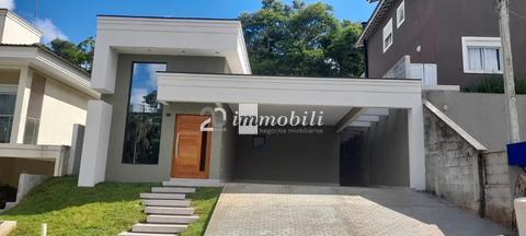 CASA TÉRREA COM 3 SUÍTES PARA VENDA NA REGIÃO DE VARGEM GRANDE PAULISTA/SP.